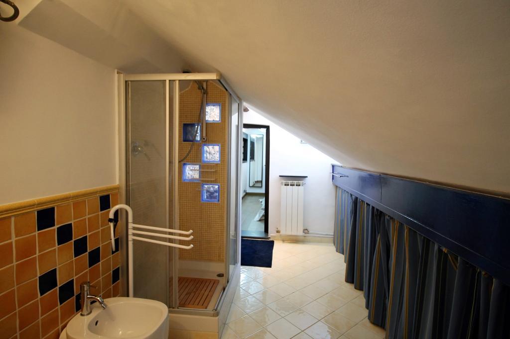 House Golia By Holiday World Генуа Екстериор снимка